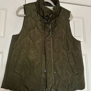 Women's Olive Puffer Vest